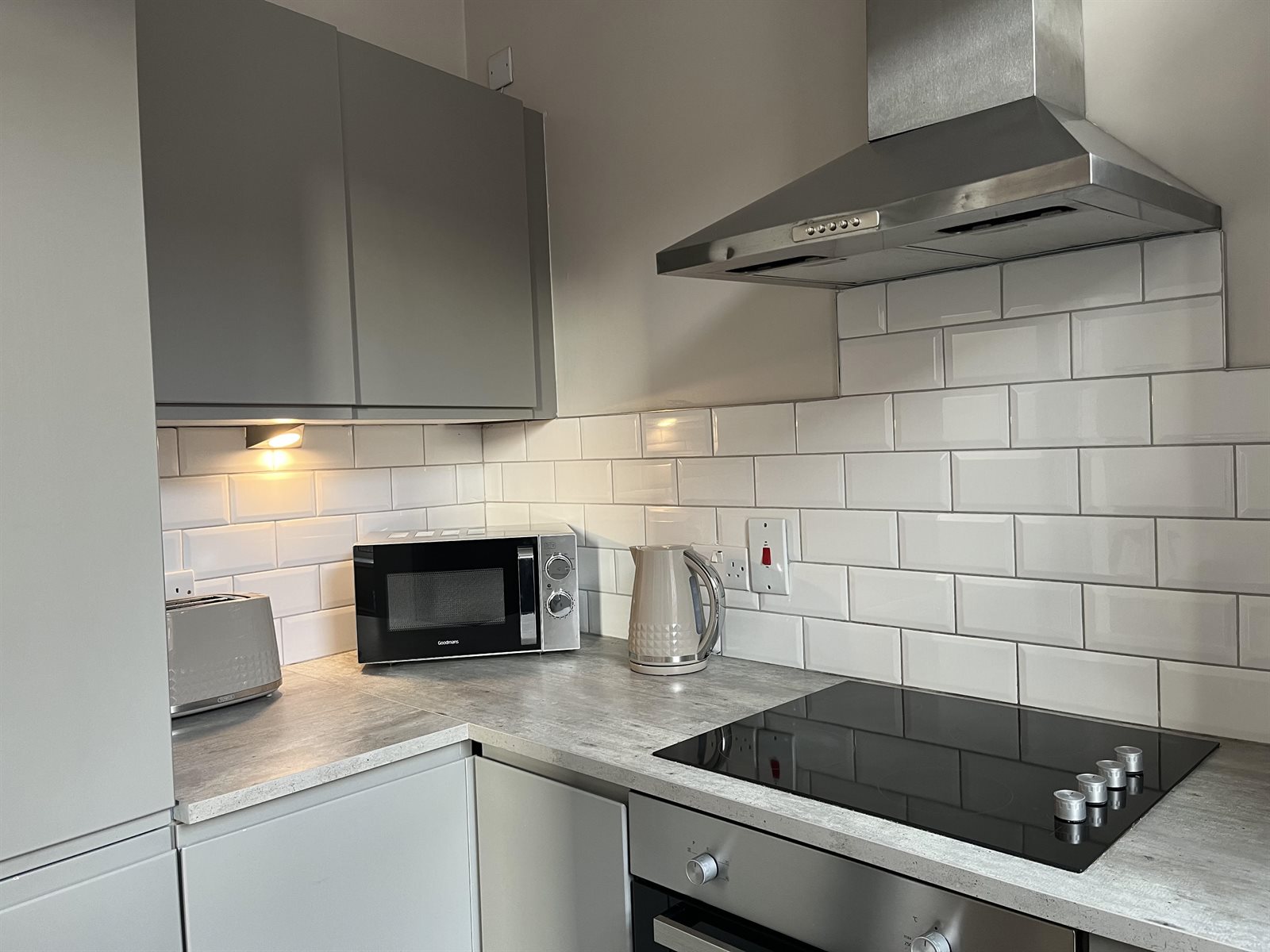 Fitzroy Avenue Townhouse, Belfast – view 3