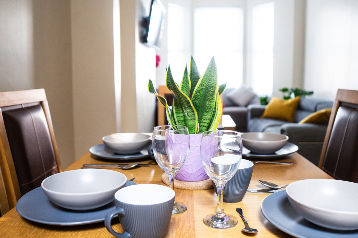 image of a dining table